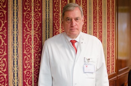Medicul Paul Porr, reales preşedinte al Forumului Democrat al Germanilor din România

