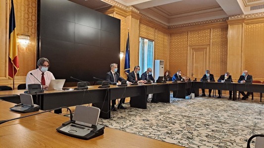 Ministrul Finanţelor Alexandru Nazare a prezentat luni, la întrunirea grupului deputaţilor PNL stadiul negocierilor dintre Comisia Europeană şi Guvern cu privire la PNRR