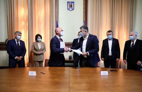 Marcel Ciolacu anunţă că a semnat, alături de Pavel Filip, acordul de cooperare între Partidul Democrat din Moldova şi PSD