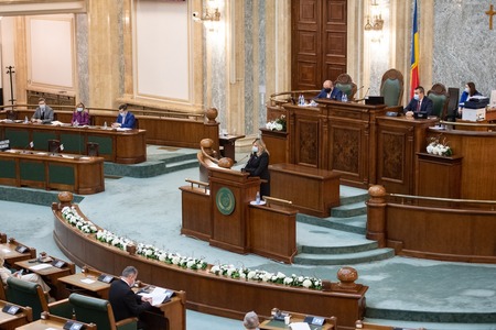 Proiect de lege iniţiat de Florin Cîţu şi mai mulţi liberali la Senat: Pe 26 mai să fie instituită Ziua Naţională a Alegătorului