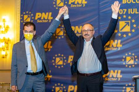 UPDATE - Antonel Tănase, apropiat al lui Ludovic Orban, a câştigat alegerile pentru funcţia de preşedinte al filialei PNL Sector 3 / Reacţia lui Orban