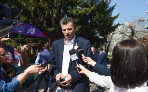 Directorul Societăţii de Transport Public Timişoara, Nicolae Bitea, a demisionat din funcţie. Numele său este legat de promiterea de funcţii către un deputat AUR, înaintea moţiunii de cenzură

