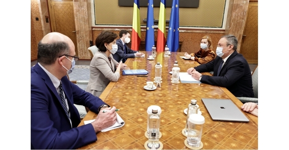 Nicolae Ciucă, întrevedere cu ambasadoarea Franţei la Bucureşti, în contextul exercitării Preşedinţiei Consiliului UE de către Franţa