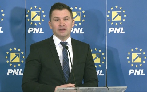 Ionuţ Stroe: Preşedintele partidului a făcut o evaluare privind numirea liberalilor în funcţiile de secretari de stat / 80%-90% dintre numirile PNL au fost validate, urmează ca şi restul să fie numiţi în viitorul apropiat