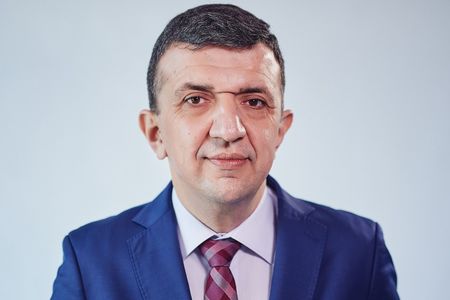 Liviu Brătescu, senator PNL, despre tensiunile cu PSD la Iaşi: Deţinem suficiente mandate de consilieri judeţeni pentru a nu face nicio alianţă cu PSD