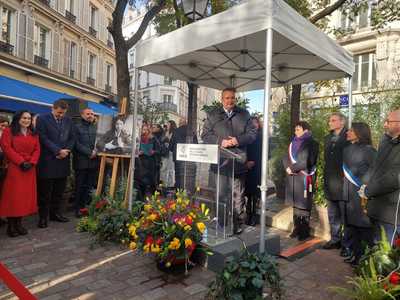 Premierul Nicolae Ciucă a inaugurat Piaţa George Enescu din Paris: Este un gest de recunoaştere a creaţiei ilustrului nostru compozitor George Enescu, care a trăit şi a creat aici Rapsodiile Române, aici, în Arondismentul 9