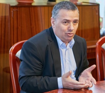 Petru Movilă (PMP): Ministerul de Finanţe să nu mai împrumute statul român de la bănci cu capital austriac şi să lanseze titluri de stat către populaţie