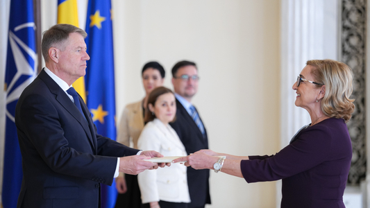 Preşedintele Klaus Iohannis i-a primit la Cotroceni pe ambasadorii agreaţi ai Georgiei, Republicii Algeriene Democratice şi Populare, Republicii Cipru şi al Republicii Portugheze
