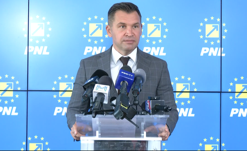 Ionuţ Stroe (PNL): Îi recomand domnului Dîncu să vorbească mai des cu structurile de conducere ale PSD, pentru că aceste reacţii resentimentare nu îl ajută cu nimic şi evident nici coaliţia / Situaţia pe care o acuză dânsul s-a rezolvat de aseară