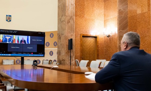Nicolae Ciucă, convorbire în format videoconferinţă cu prim-ministrul Republicii Bulgaria: Au reconfirmat interesul comun de a adera la Spaţiul Schengen în cursul acestui an şi necesitatea combaterii migraţiei ilegale - VIDEO