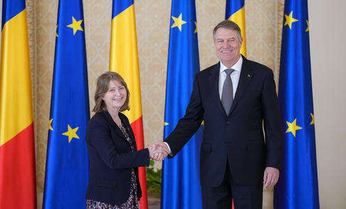 Klaus Iohannis, discuţii cu ambasadoarea SUA la Bucureşti despre accederea României la programul Visa Waiver / Şeful statului a reinterat, la întâlnirea cu ambasadorul Turciei, continuarea sprijinului oferit de România, după cutremur