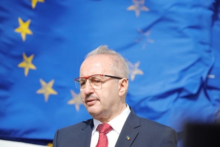 Vasile Dîncu a fost votat în funcţia de preşedinte al Delegaţiei permanente a Parlamentului României la Adunarea Parlamentară a NATO

