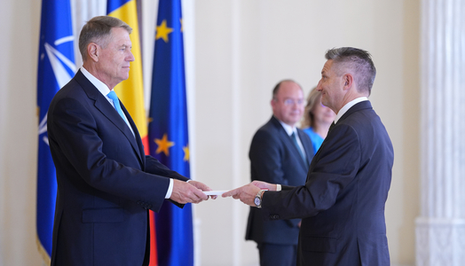 Klaus Iohannis i-a primit la Cotroceni pe ambasadorii Elveţiei, Franţei, Irlandei, Bosniei şi Herţegovina, Iordaniei şi Argentinei