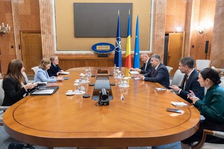 Premierul Marcel Ciolacu s-a întâlnit la Guvern cu ambasadoarea SUA la Bucureşti, Kathleen Kavalec: Proiectele noastre economice comune avansează în mod susţinut şi progresăm cu Visa Waiver pentru români