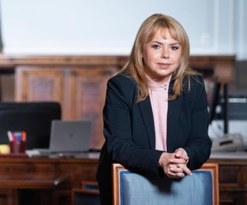 Anca Dragu, confirmată de Parlamentul de la Chişinău în funcţia de guvernator al Băncii Naţionale a Republicii Moldova. Reprezentanta FMI se declară îngrijorată de procedura „foarte rapidă” de demitere a fostului şef
