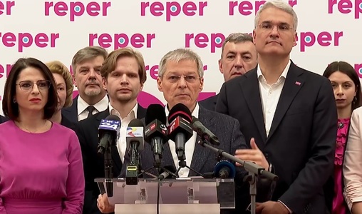 Fostul prim-ministru Dacian Cioloş deschide lista candidaţilor partidului REPER pentru Parlamentul European