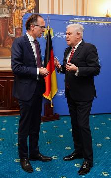 Angel Tîlvăr, întrevedere cu ambasadorul Germaniei: Salutăm angajamentul Germaniei în implementarea măsurilor de descurajare şi apărare dedicate flancului estic aliat
