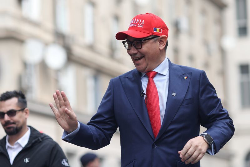 BEC a înregistrat candidatura lui Victor Ponta la alegerile prezidenţiale