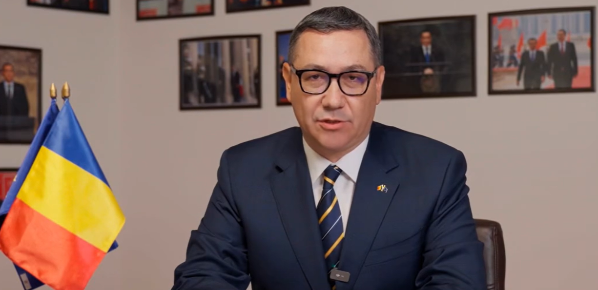 Victor Ponta: Cred că domnul Ciolacu ar trebui să se retragă de urgenţă din funcţia de premier – altfel îl voi demite eu, imediat ce voi ajunge preşedinte/ Şi, spre deosebire de alţii, nu îi garantez nici măcar un avion privat pentru plecare