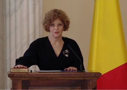 Dragoş Anastasiu, după ce Oana Gheorghiu a preluat postul pe care l-a deţinut el: O să-i fie foarte greu / Activitatea ei va fi sub reflectoare, iar greşelile ei vor fi vânate / Mă bucur tare mult că Ilie Bolojan a reuşit să o convingă