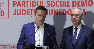 Grindeanu, despre chemarea lui Bolojan în Parlament: Prim-ministrul trebuie să arate respect pentru Parlament, nu pentru partidele care compun sau nu o majoritate / Nu mă interesează pe mine să-i aud pe Bolojan, pe Moşteanu sau pe Ţoiu