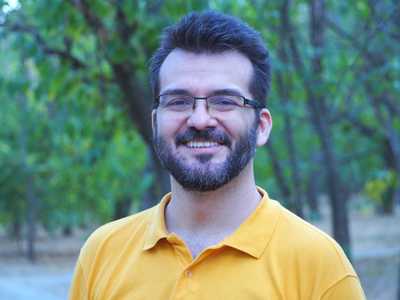 INTERVIU - Andrei Macsut, preşedinte SENS: Avem 1015 membri, dar mizăm pe o reţea mare de voluntari. La alegerile parlamentare am avut un buget sub 50.000 de euro. Am cheltuit 50 de bani pentru fiecare vot primit / Nu suntem nici pe departe comunişti!