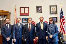 Oana Ţoiu, discuţii cu Mike Rogers, Preşedintele Comisiei pentru Apărare din Camera Reprezentanţilor, la Washington: Consolidăm legăturile diplomatice cu Legislativul american şi am transmis invitaţia de a vizita România în 2026
