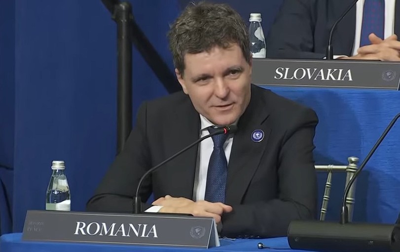 UPDATE - Nicuşor Dan, la Consiliul Păcii, către Donald Trump: Vă mulţumesc pentru implicarea şi leadershipul în planul de pace din Gaza şi rezultatele obţinute în alte părţi ale lumii / Ce au discutat cei doi când au dat mâna