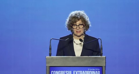 CONGRESUL EXTRAORDINAR AL PNL – Oana Gheorghiu: Nu politica e urâtă. Unii dintre cei care o fac au uitat că puterea se exercită cu decenţă, responsabilitate şi respect. Nu mă sperie listele negre, nici campaniile de denigrare