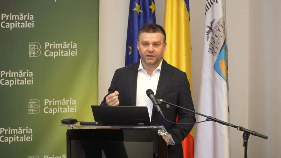 Ciprian Ciucu: Nu ne convine deloc situaţia ca România să aibă un guvern fără puteri depline / Am vorbit cu Ilie Bolojan. Nu se agaţă de putere / Premier tehnocrat: Ştiu că s-au avansat nişte nume, asta pot să vă zic, dar nu ştiu care sunt acele nume