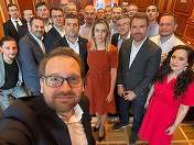 USR a decis convocarea Comitetului Politic al partidului, pentru un vot de susţinere pentru preşedintele partidului Dominic Fritz, în urma deciziei CCR care i-ar putea aduce pierderea mandatului de primar