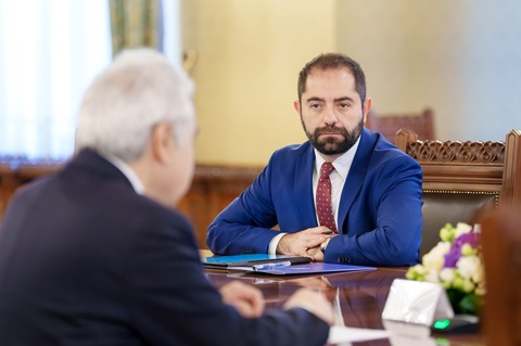 Radu Burnete: Astăzi, liderii partidelor au primit o versiune a proiectului legii salarizării, care îndeplineşte în principiu toate obligaţiile asumate prin PNRR şi satisface toate constrângerele fiscale / Săptămâna viitoare vedem dacă există consens