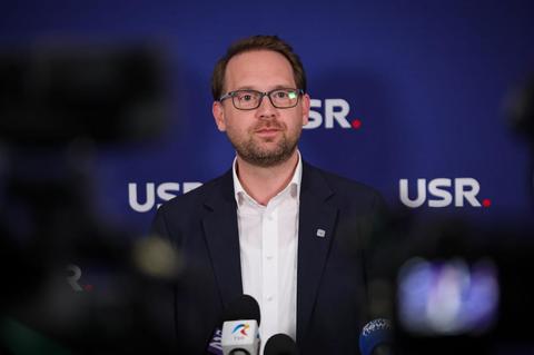Dominic Fritz: Relaţia cu PNL întotdeauna a fost una pragmatică. Că nu fiecare decizie a PNL este corectă, că există un anumit reflex după mulţi ani de colaborare cu PSD, e clar, dar astea sunt luptele pe care trebuie să le ducă ei