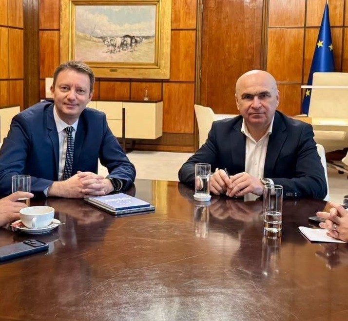 Mureşan, despre ipoteza preluării şefiei PNL dacă va fi premier: Nu caut să mă aşez pe scaunele altora. Dacă într-un scenariu ipotetic cineva mi-ar spune să facem ceva împotriva preşedintelui Bolojan, aş refuza categoric