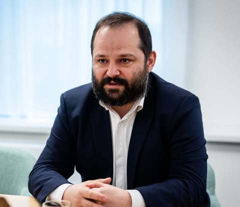 GUVERNUL MUREŞAN - De la muzeu la minister: Ötvös Koppány Bulcsú, propunerea UDMR pentru Cultură