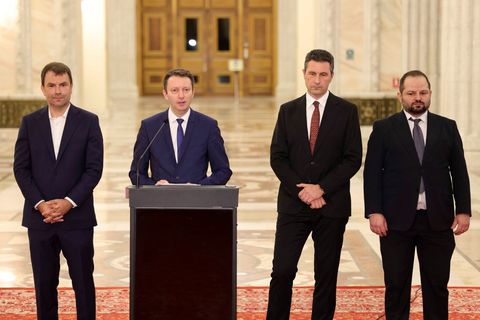 Siegfried Mureşan: Obiectivul nostru este să avem o indexare a pensiilor în 2027 / Cât ne vom permite? Răspunsul la această întrebare îl vom putea da la finalul acestui an, când vom elabora legea bugetului de stat pe anul 2027. Totul va depinde şi de rata
