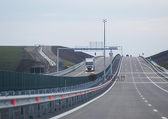 CNADNR a dat startul construcţiei a trei loturi din autostrada Câmpia Turzii - Târgu Mureş, cu o lungime totală de 37 de kilometri