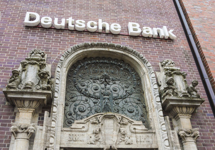 Acţiunile Deutsche Bank au coborât la un minim record din cauza temerilor legate de capital