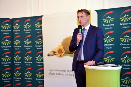 Groupama a lansat o asigurare agricolă care acoperă riscurile climatice pentru culturile de porumb şi floarea soarelui. Agricultorii ar putea primi bani europeni pentru primele de asigurare