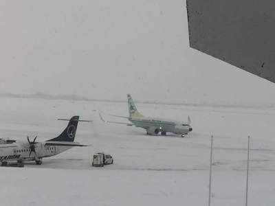 Întârzieri de până la trei ore pe aeroportul Otopeni, nicio cursă nu a fost anulată
