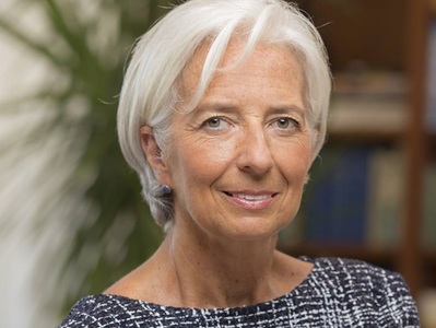 Lagarde: Grecia se îndreaptă în direcţia bună, dar discuţiile cu creditorii sunt la jumătatea drumului