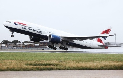 IAG, compania mamă a British Airways, a obţinut un profit record în primul trimestru, de 170 milioane euro