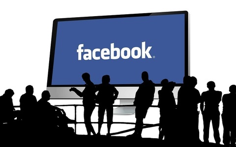 Facebook îşi extinde la nivel internaţional serviciul de recrutare de pe reţeaua sa socială
