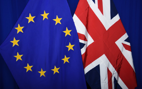 Ministrul pentru Brexit al Marii Britanii spune că guvernul trebuie să se pregătească pentru lipsa unui acord comercial cu UE