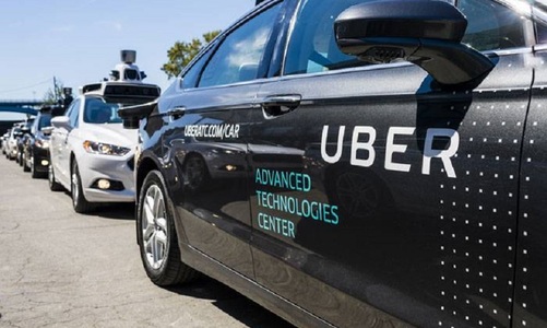 Uber ar putea vinde participaţii minoritare la divizia de vehicule autonome