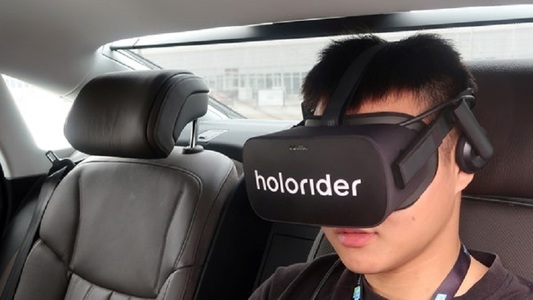 Producătorii auto apelează la realitatea virtuală pentru a combate plictiseala în vehiculele autonome