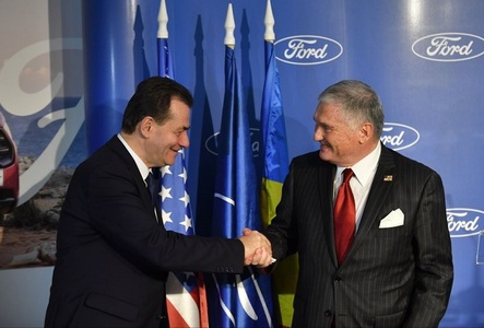 Ambasadorul SUA, la fabrica Ford de la Craiova: Va fi nevoie de lideri vizionari, precum preşedintele Iohannis şi prim-ministrul interimar Orban pentru a depăşi provocările care urmează şi a conduce această ţară spre o Renaştere modernă a României