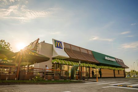 Premier Capital, compania care deţine McDonald’s în România şi alte cinci ţări europene, a avut anul trecut un profit înainte de taxe de 28 milioane euro, în creştere cu 21,7%. Compania îşi revizuieşte planurile de investiţii