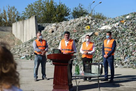 Ministrul Mediului: La sticlă reciclăm abia 15% din deşeurile pe care le producem, deşi până la finalul acestui an România ar trebui să se situeze la un grad de reciclare de minim 50%
