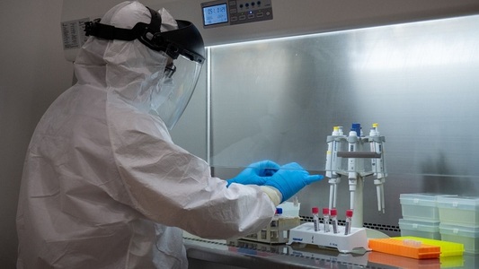MedLife a deschis cel de-al patrulea laborator Real Time PCR în vederea depistării infecţiei cu COVID-19, la Cluj-Napoca